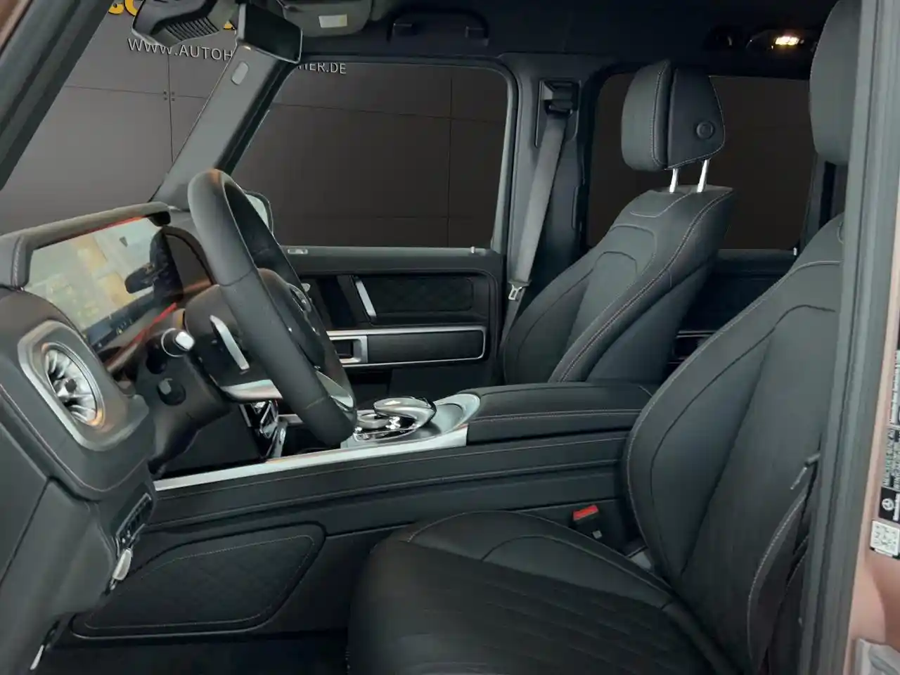 Mercedes-Benz G 500