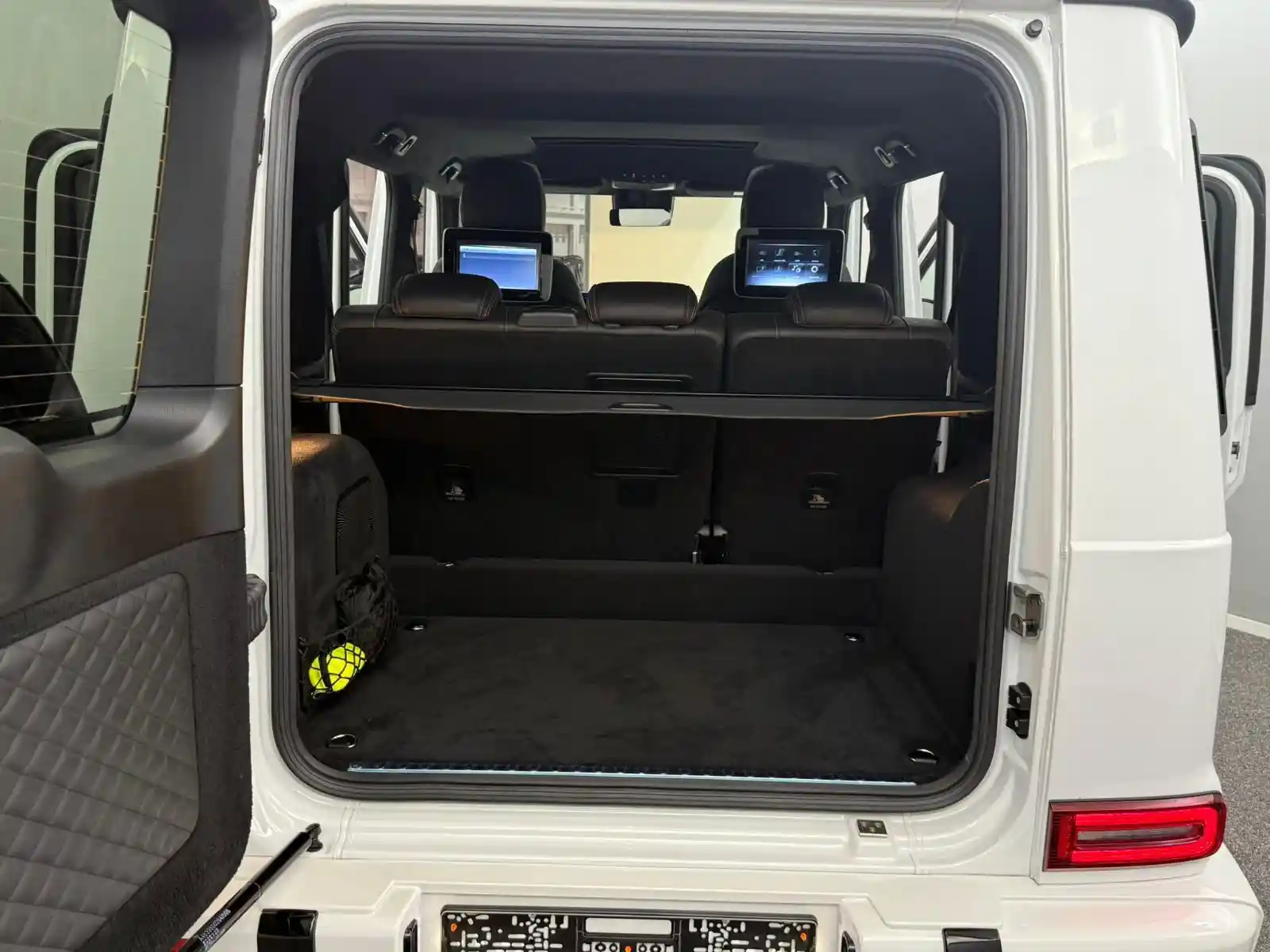 Mercedes-Benz G 500