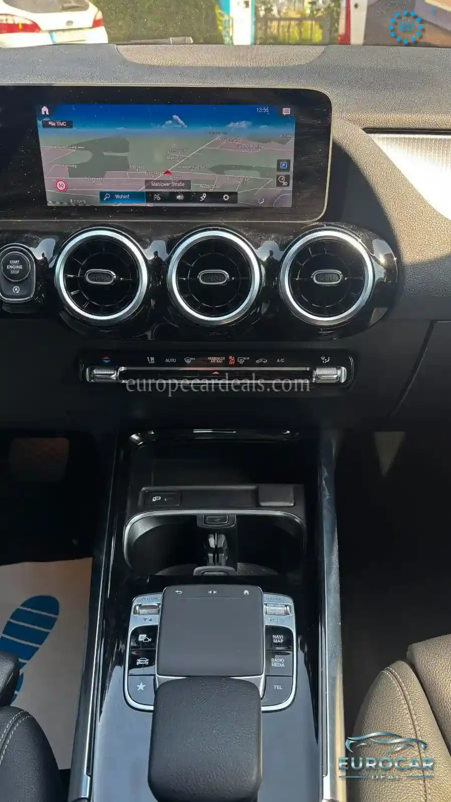 Mercedes-Benz B 220