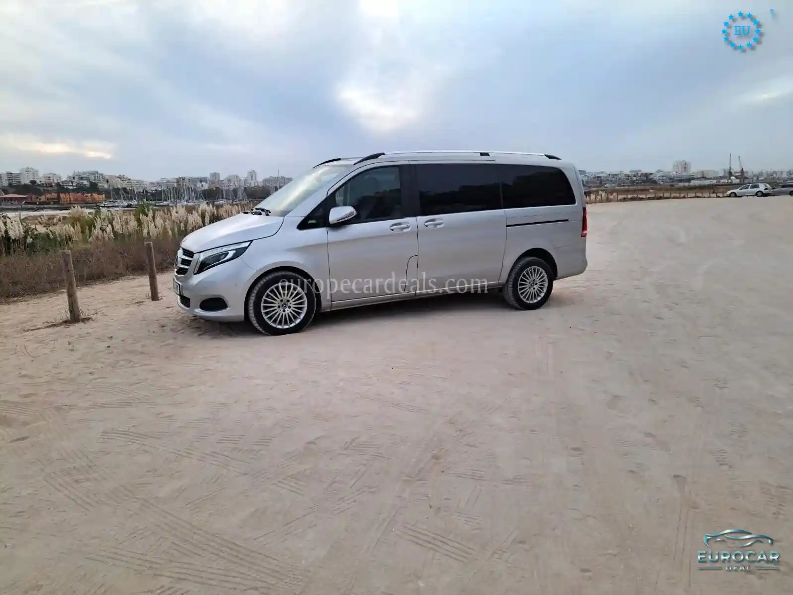 Mercedes-Benz V 250