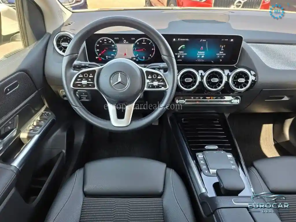 Mercedes-Benz B 200