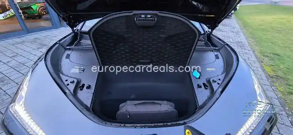 Lotus Eletre