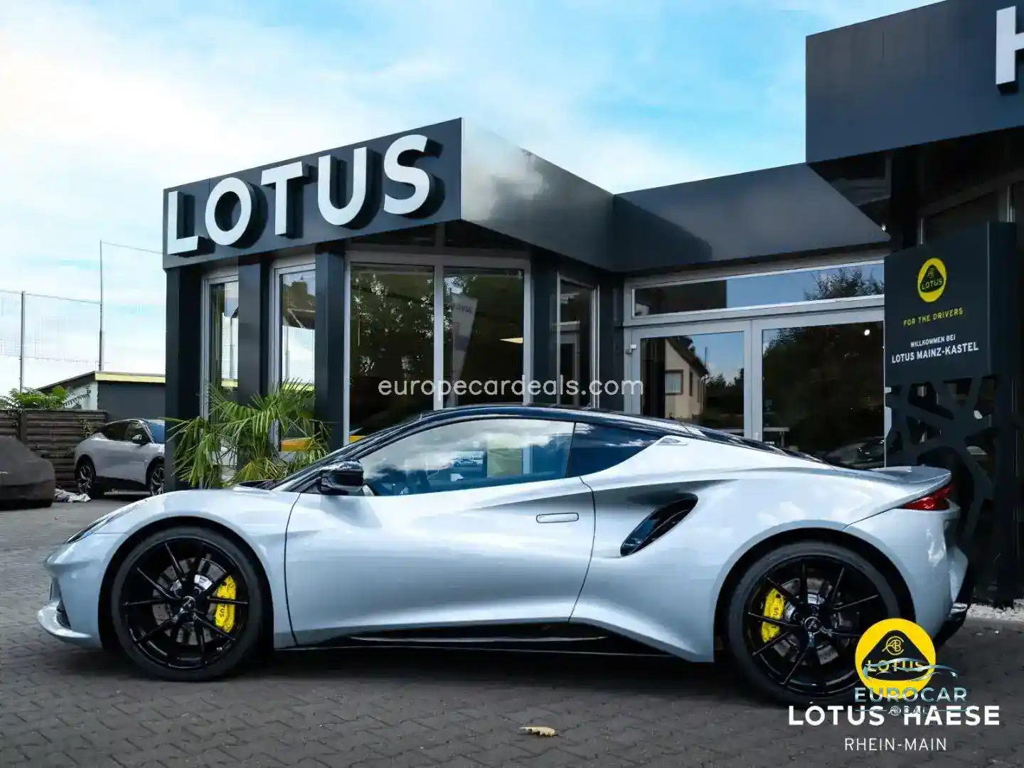 Lotus Emira