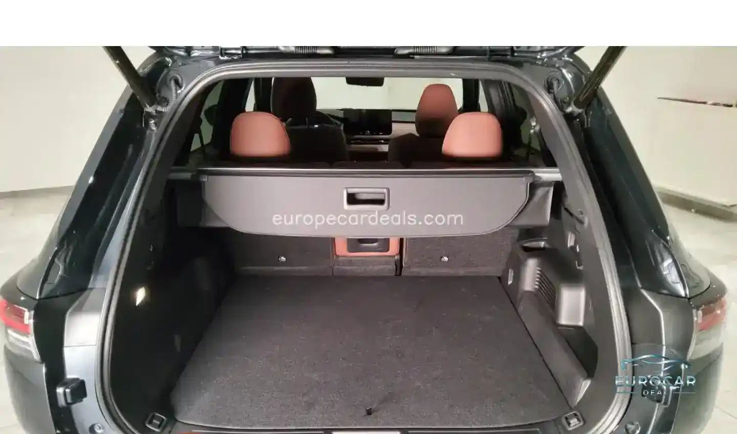 Mitsubishi Plug-in Hybrid Outlander
