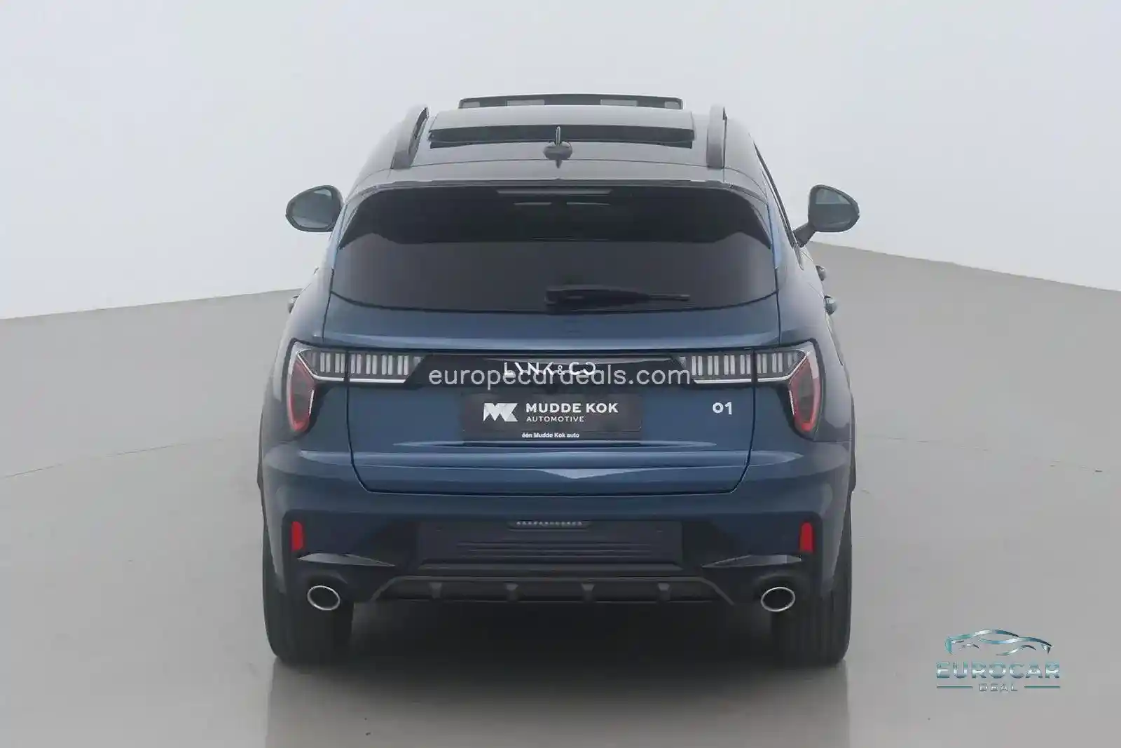Lynk&Co 01