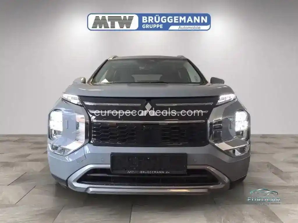 Mitsubishi Plug-in Hybrid Outlander