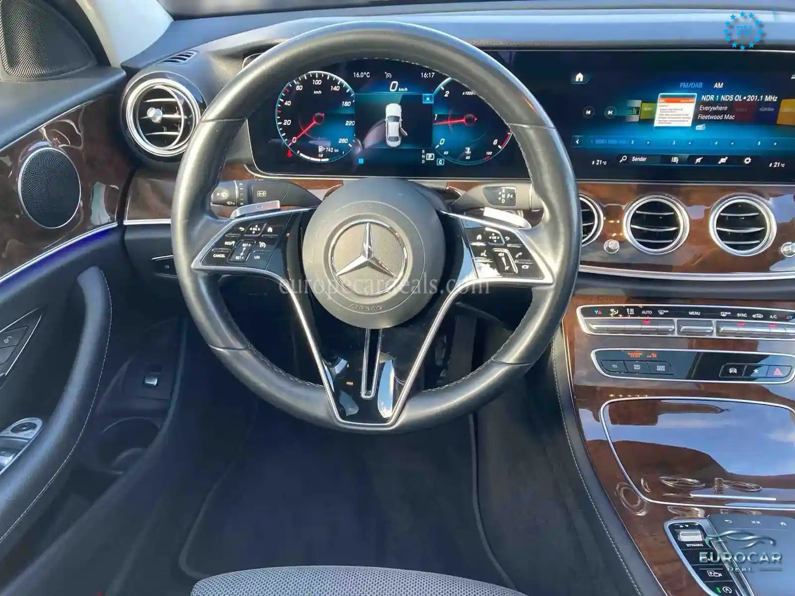 Mercedes-Benz E 200