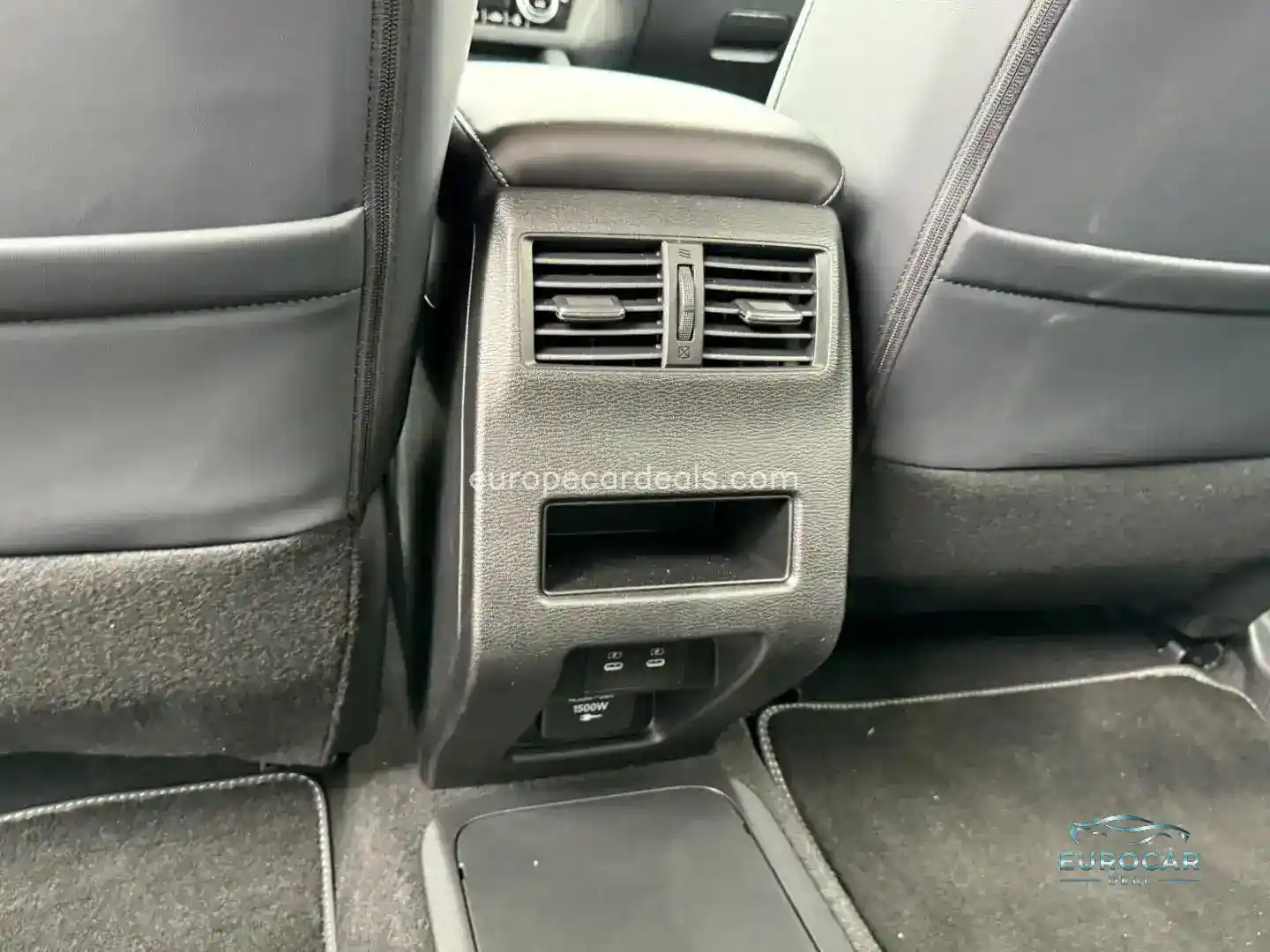 Mitsubishi Plug-in Hybrid Outlander