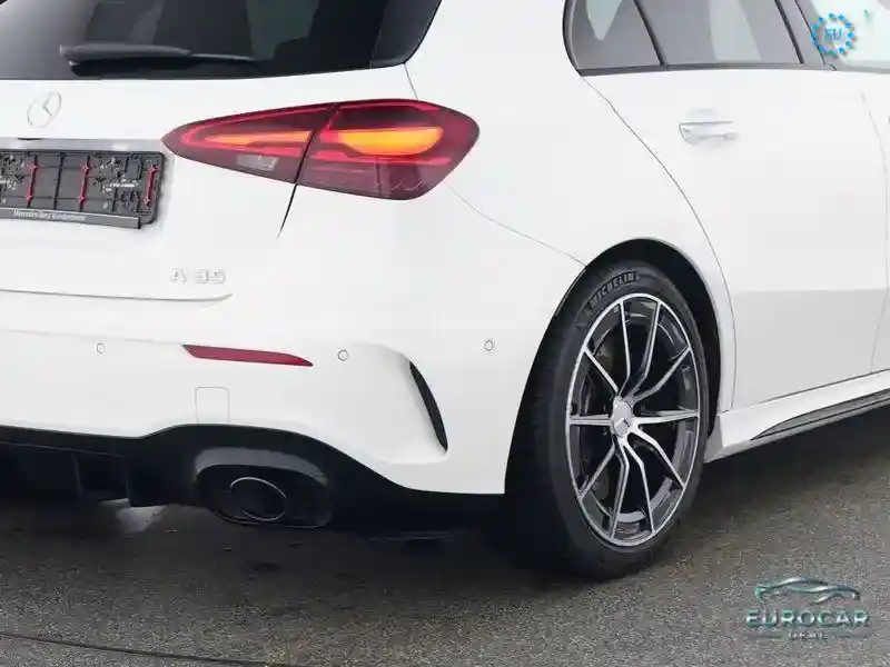 Mercedes-Benz A 35 AMG