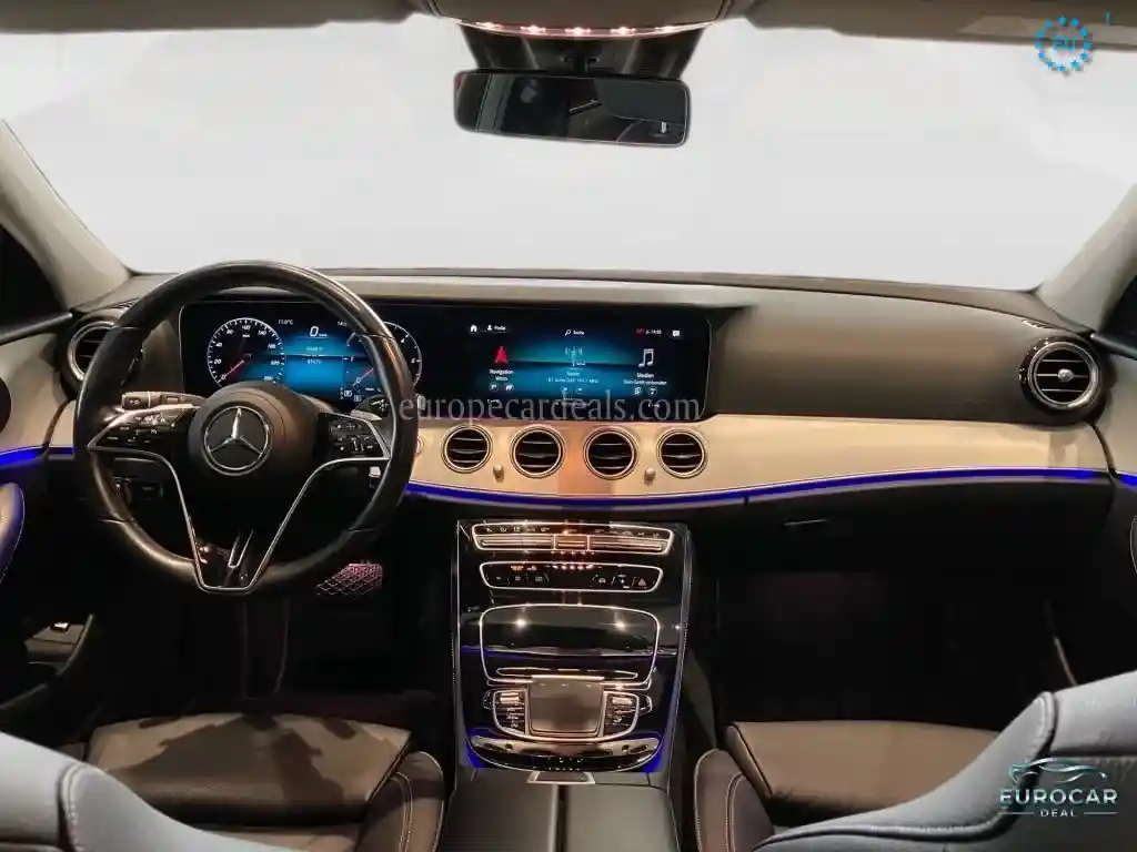 Mercedes-Benz E 220