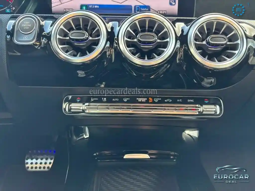 Mercedes-Benz A 220