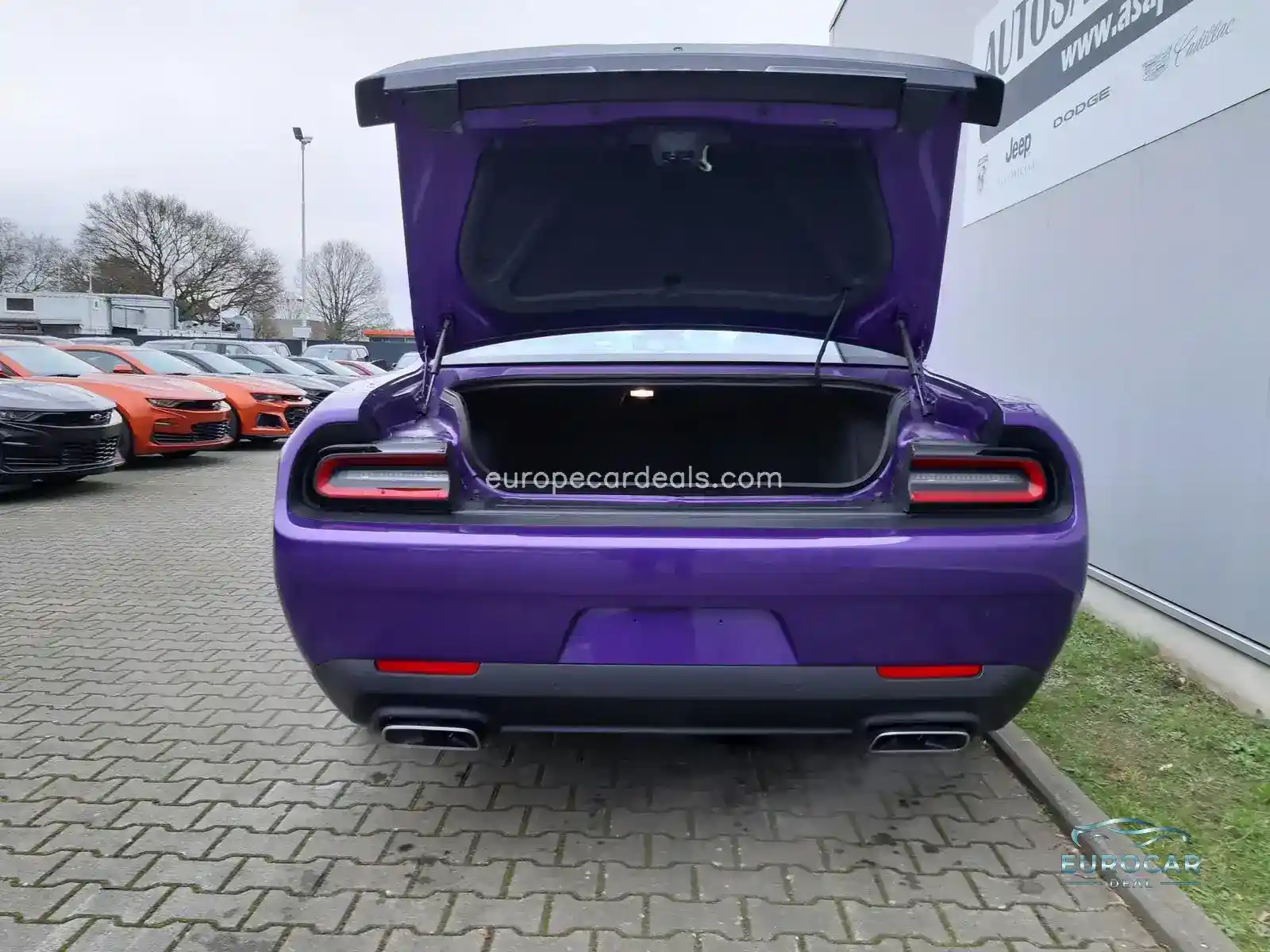 Dodge Challenger