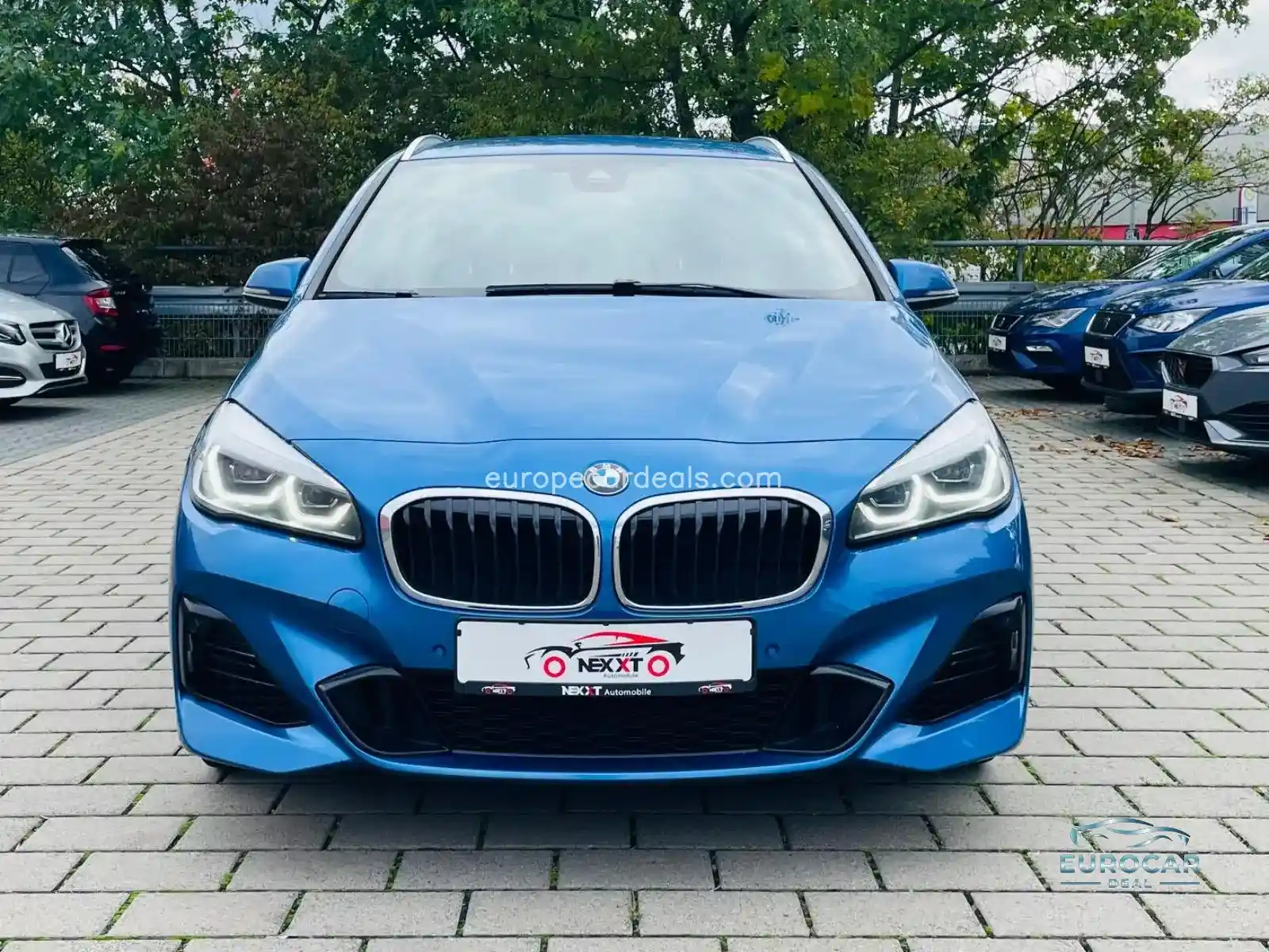 BMW 225