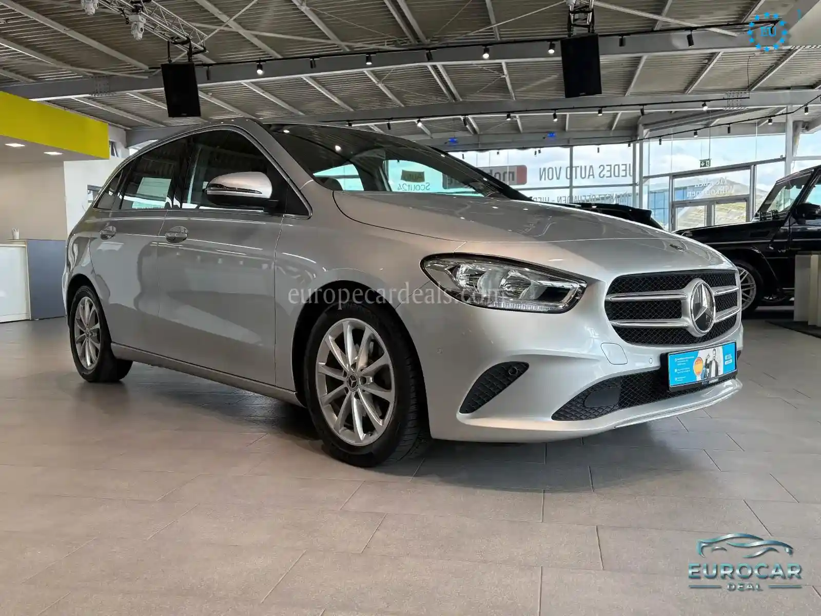 Mercedes-Benz B 180