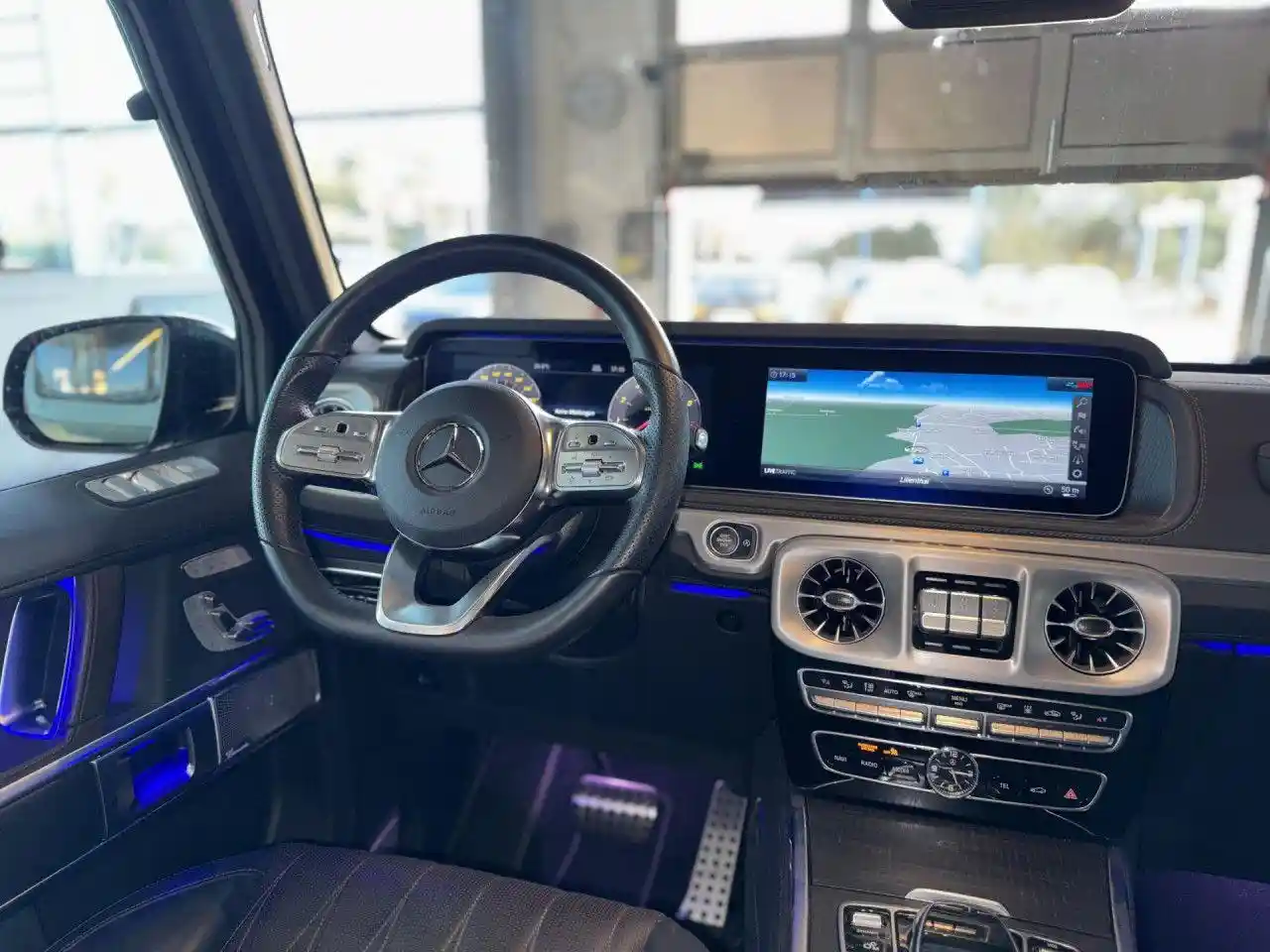 Mercedes-Benz G 500