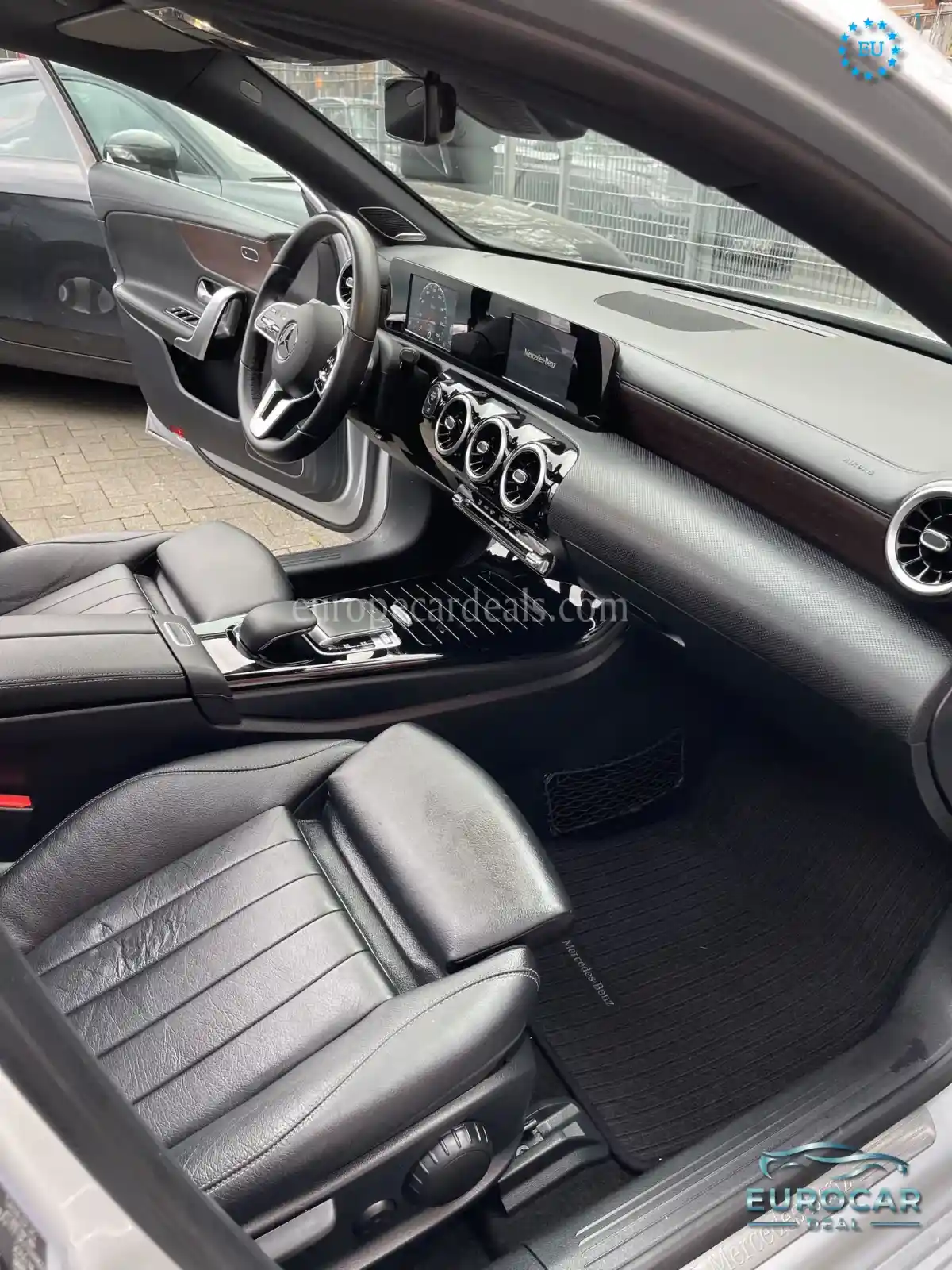 Mercedes-Benz A 220