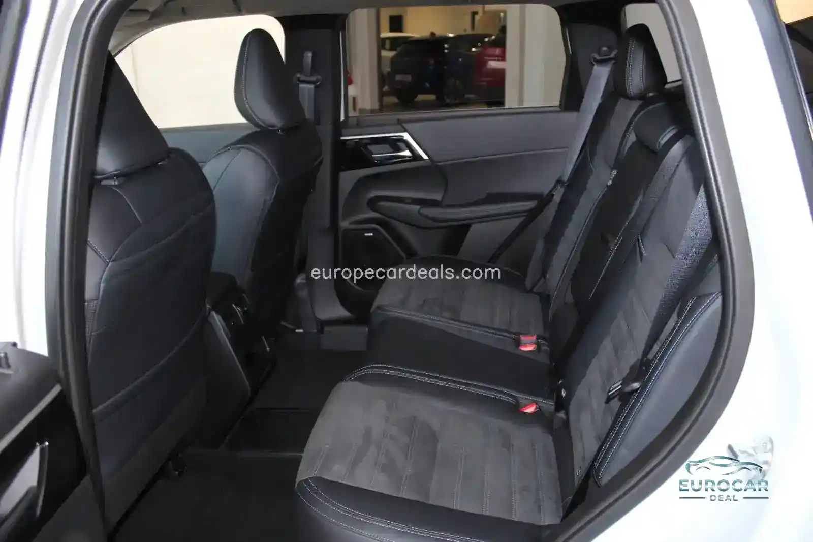 Mitsubishi Plug-in Hybrid Outlander