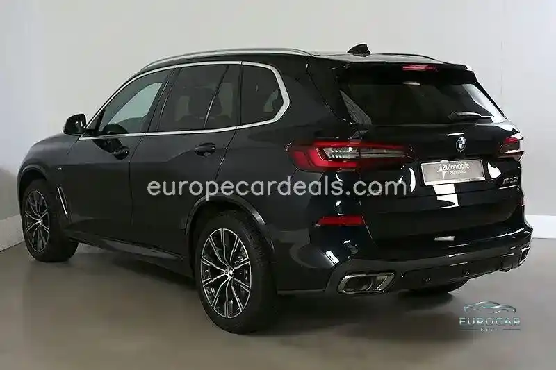 BMW X5 M50