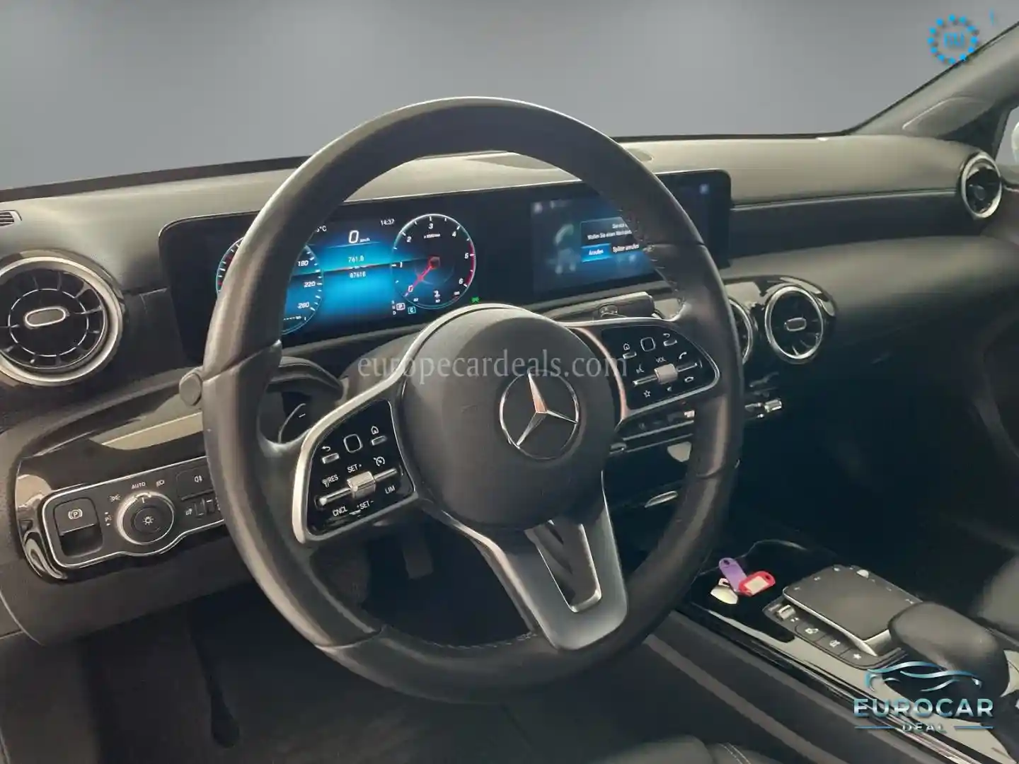 Mercedes-Benz A 220