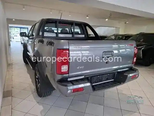 JAC 8 Pro