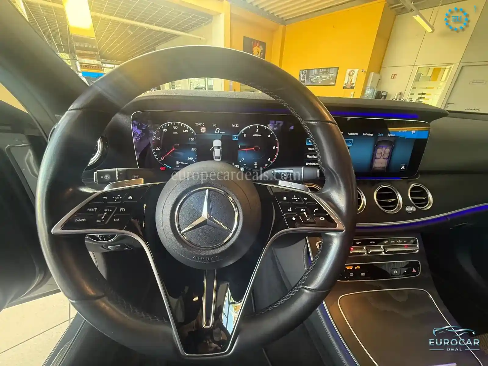 Mercedes-Benz E 220
