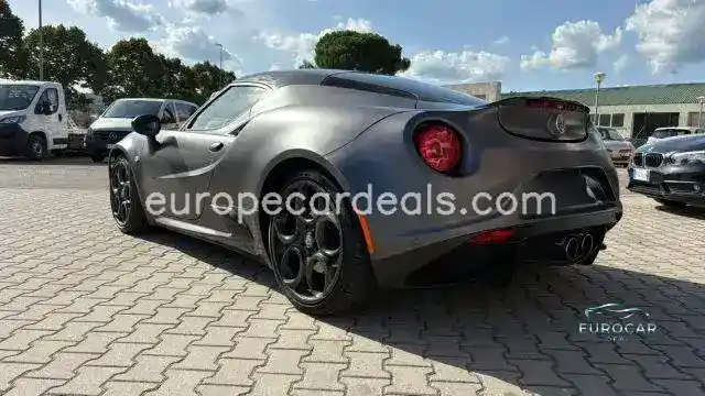 Alfa Romeo 4C