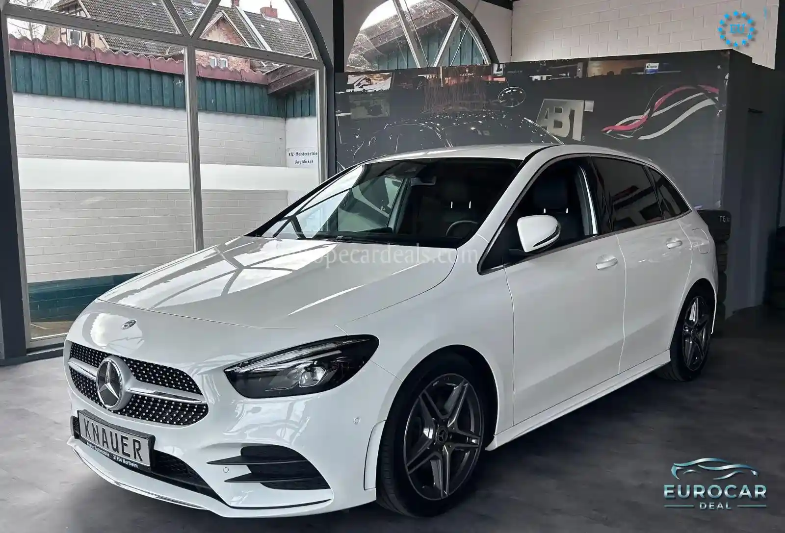 Mercedes-Benz B 200