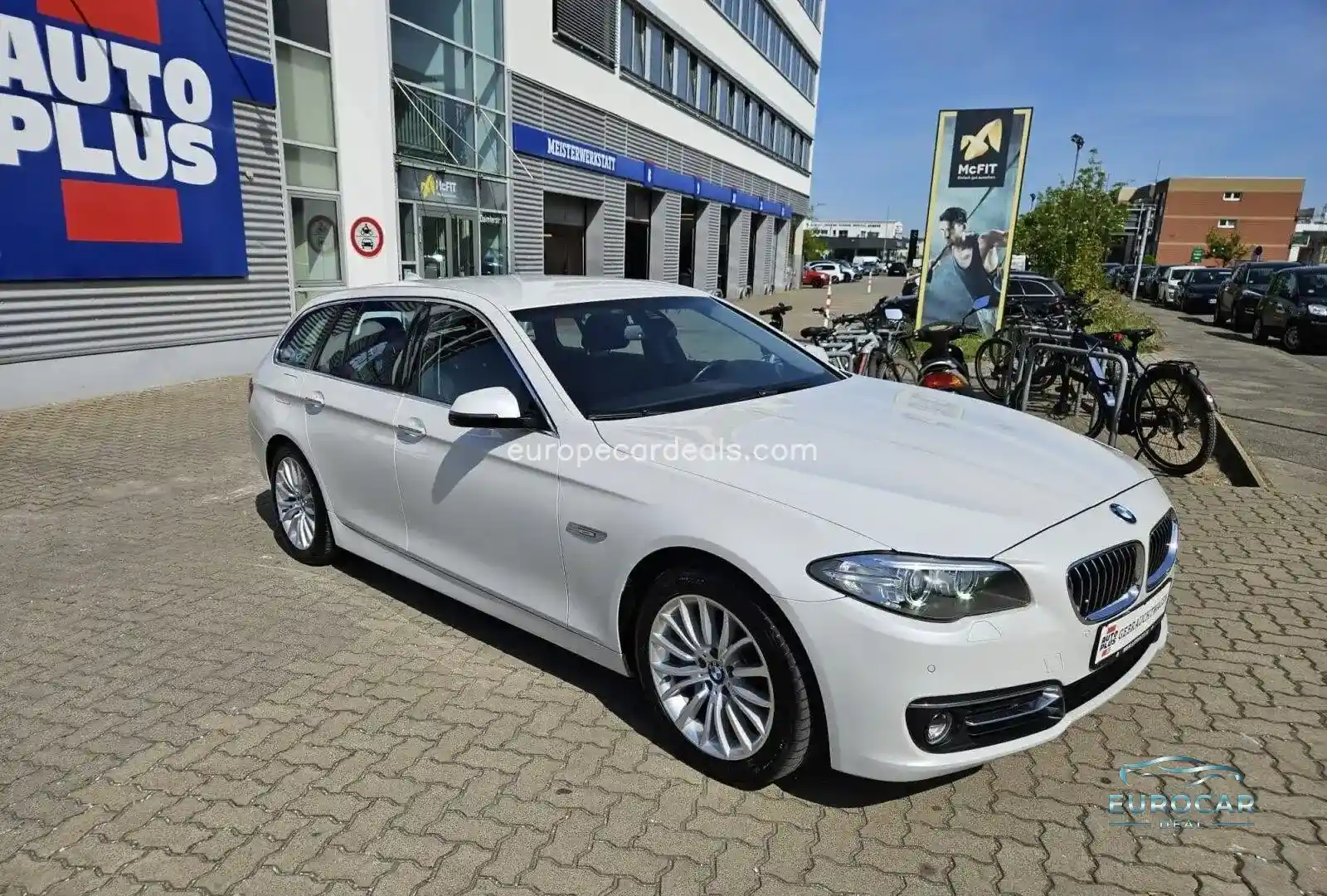 BMW 525