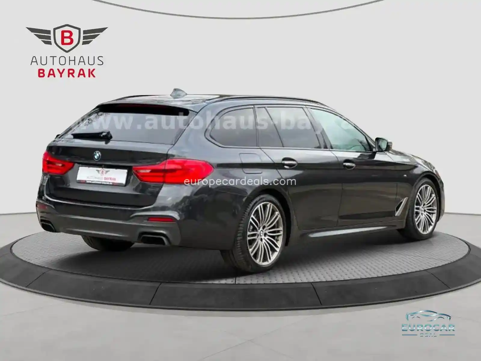 BMW M550