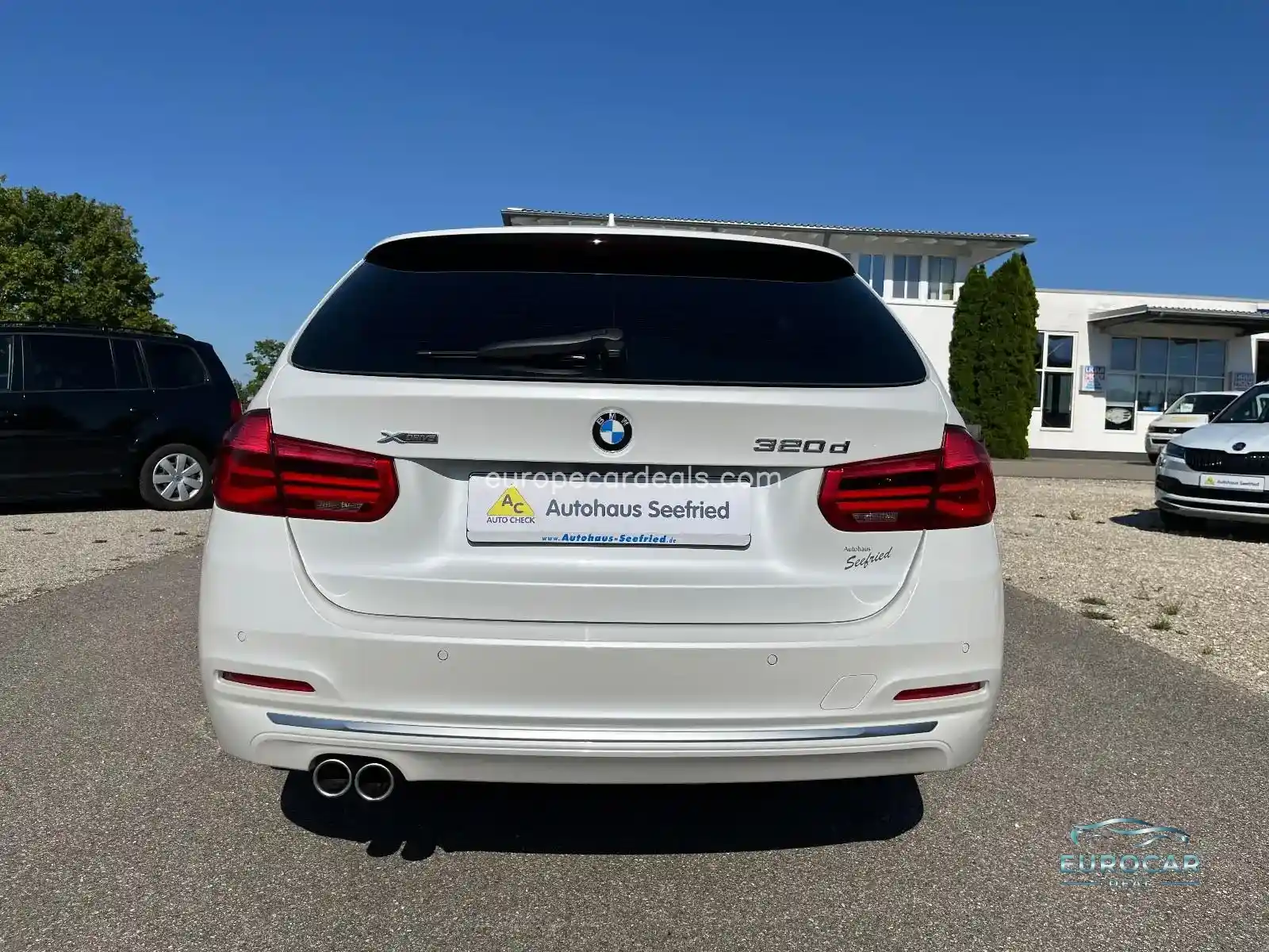 BMW 320