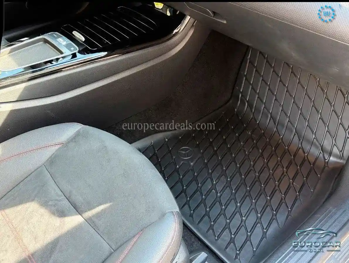 Mercedes-Benz A 220