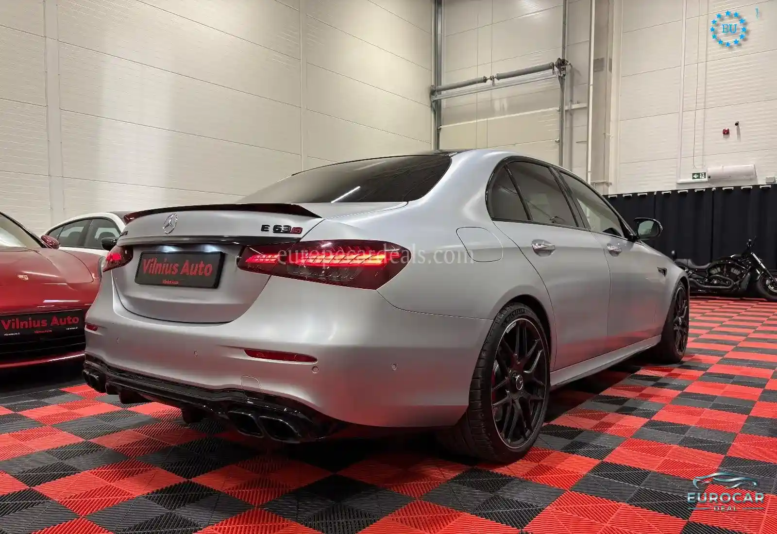 Mercedes-Benz E 63 AMG