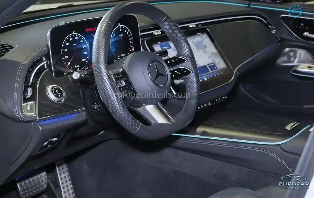 Mercedes-Benz E 300