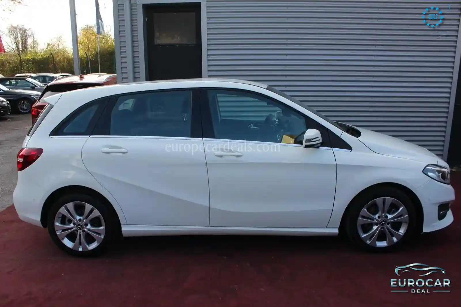 Mercedes-Benz B 200