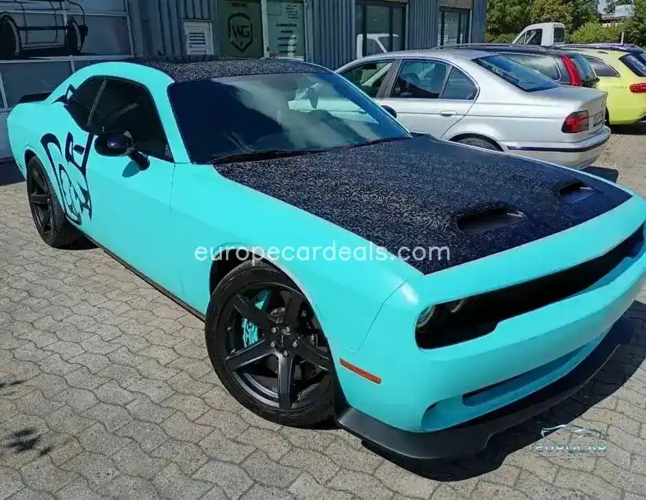 Dodge Challenger