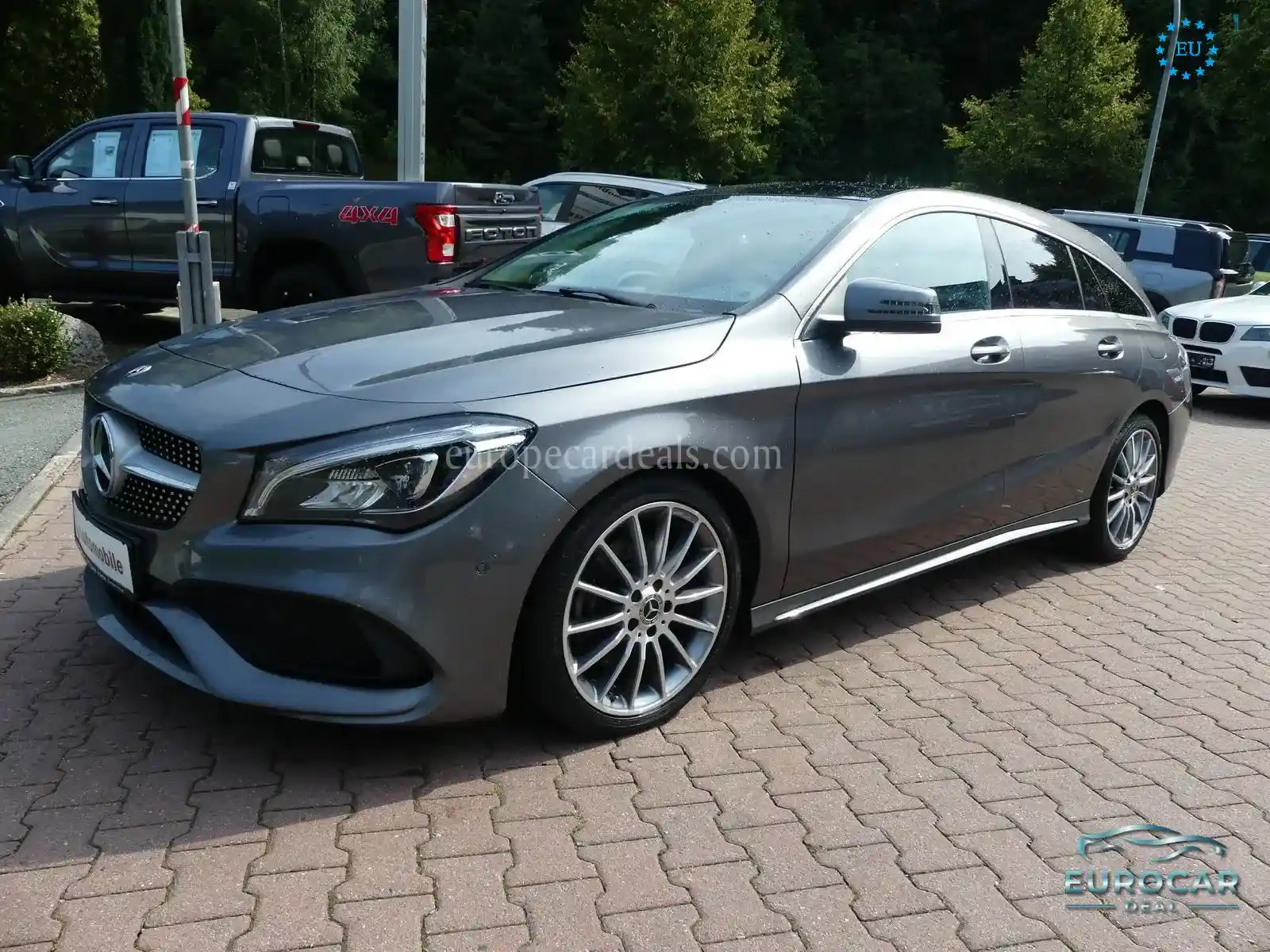 Mercedes-Benz CLA 220 Shooting Brake