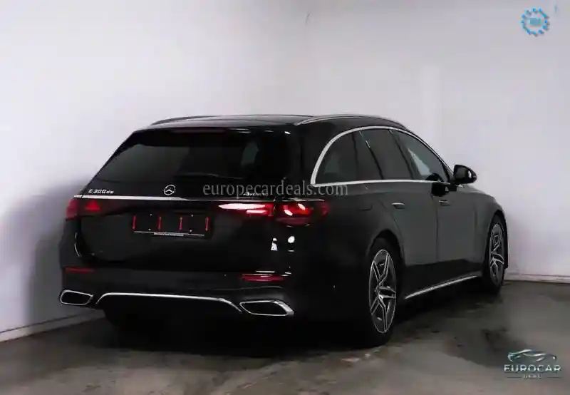 Mercedes-Benz E 300