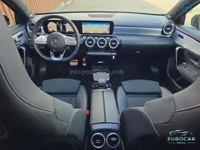 Mercedes-Benz A 220