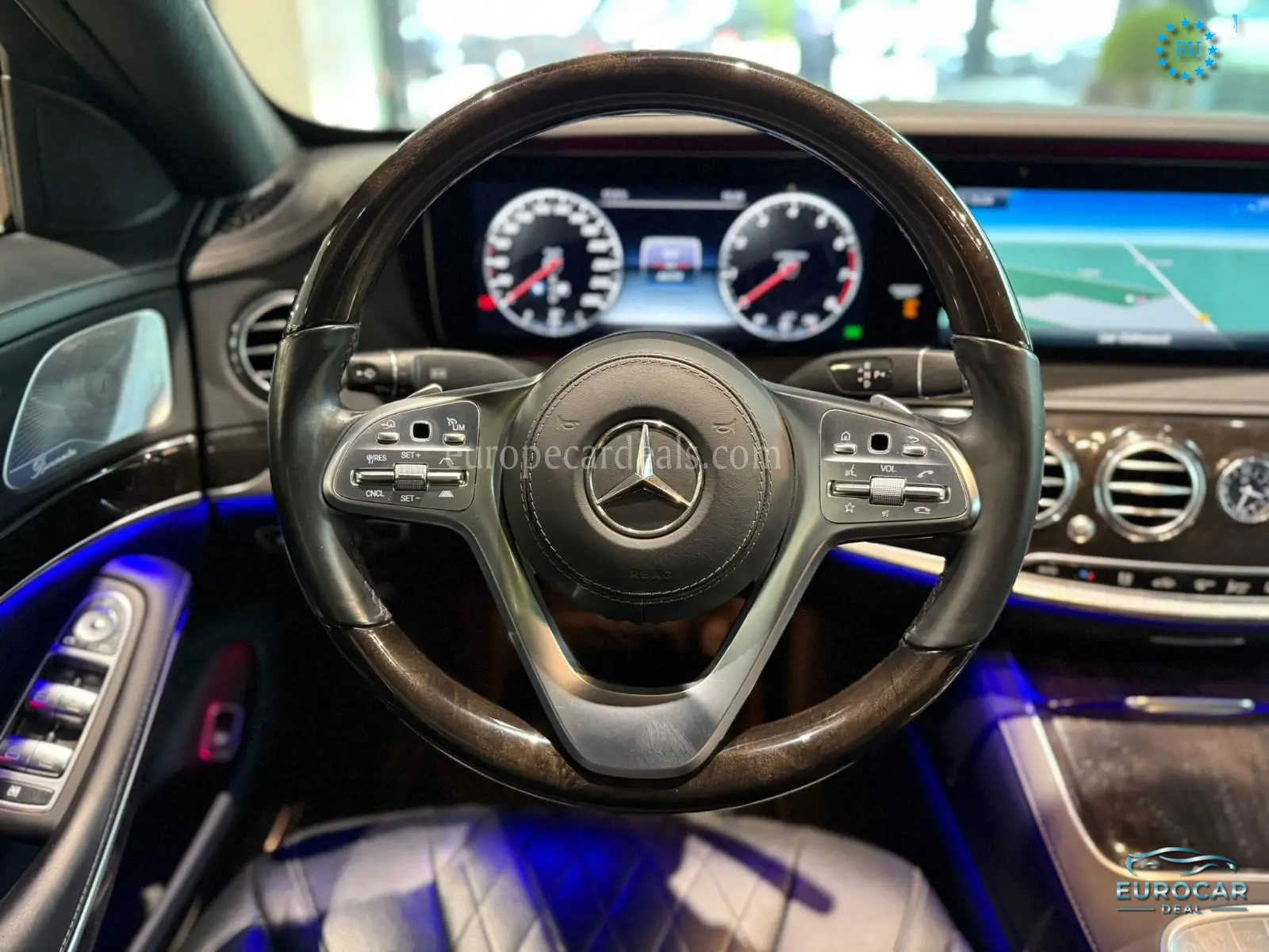 Mercedes-Benz S 560