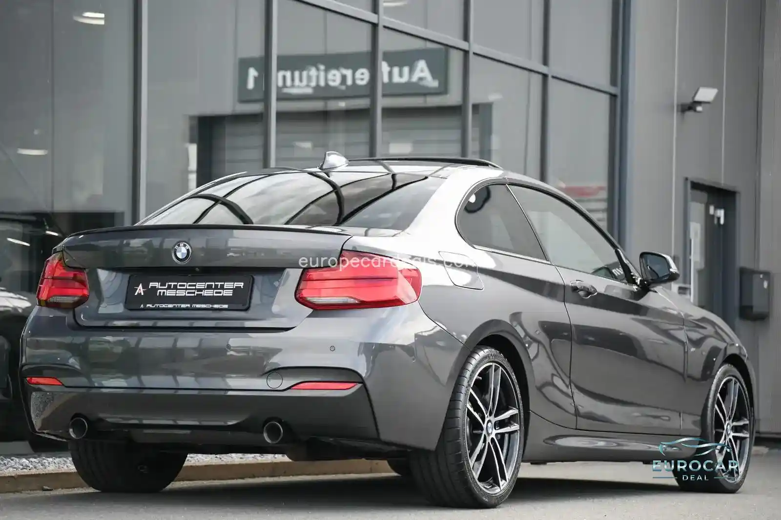 BMW M240i