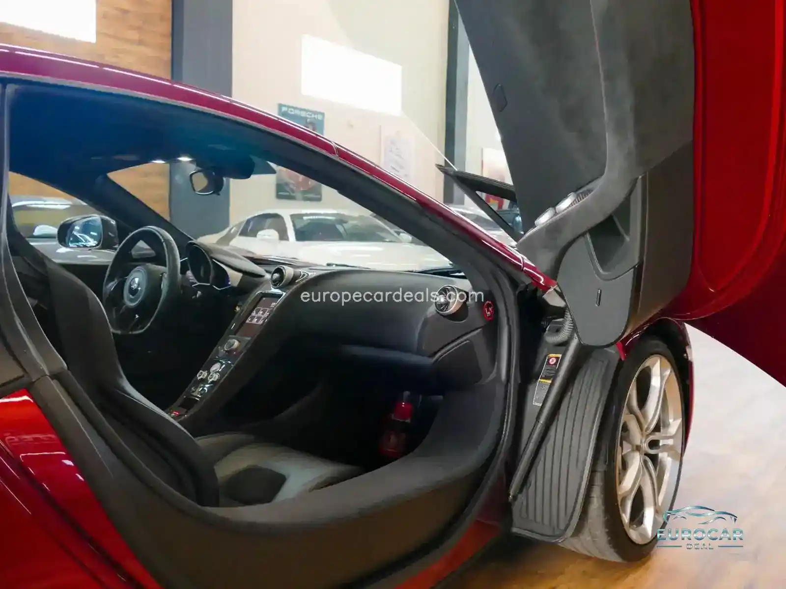 McLaren MP4-12C