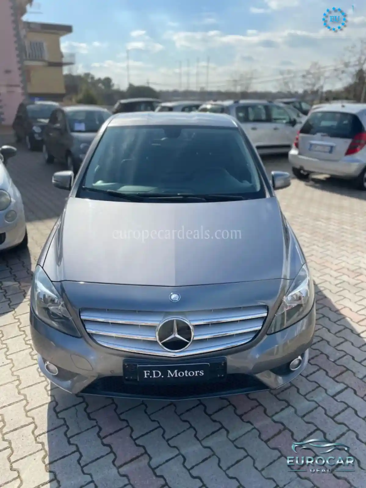 Mercedes-Benz B 180