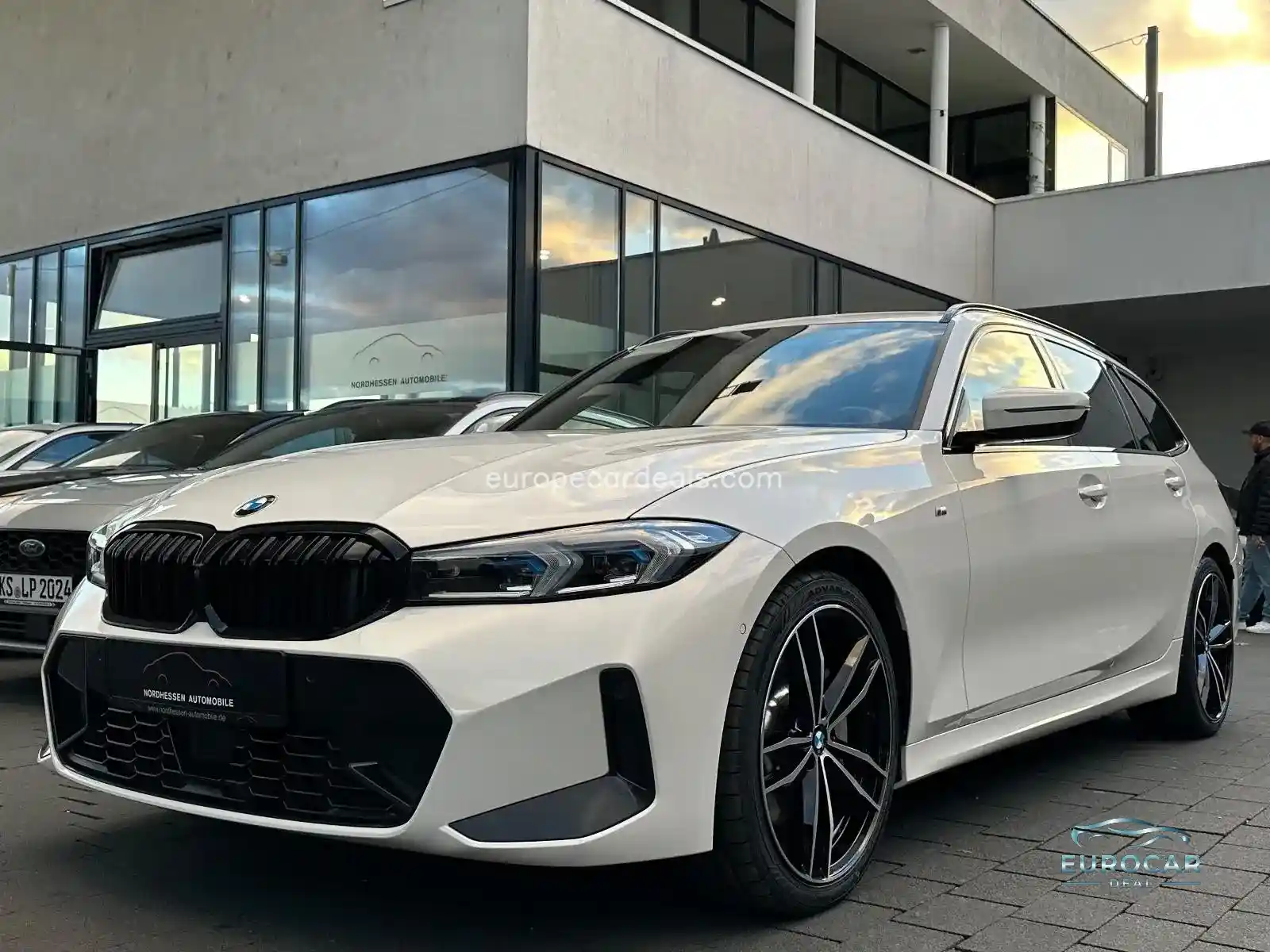 BMW 330