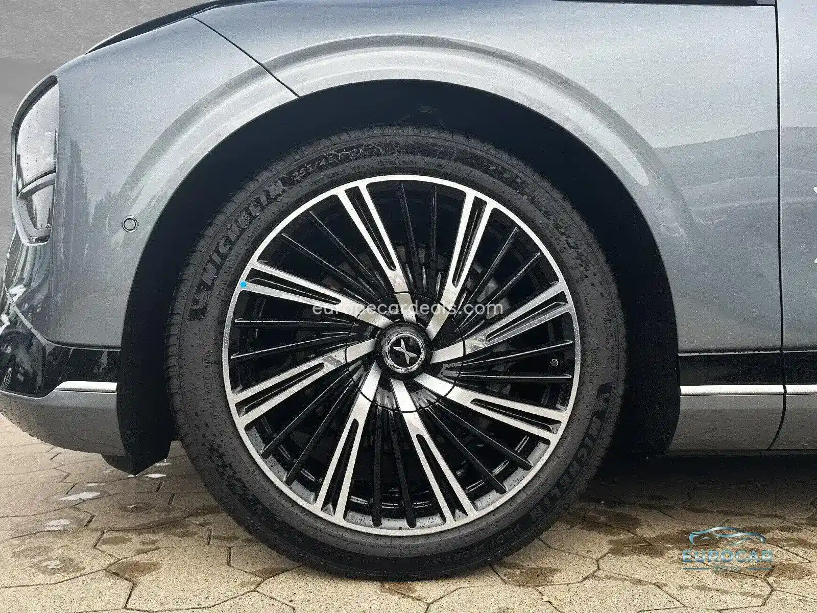 XPENG G9