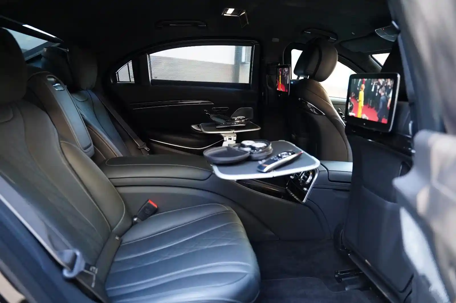 Mercedes-Benz S 600