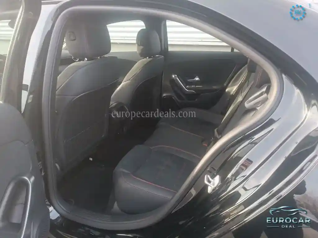 Mercedes-Benz A 220