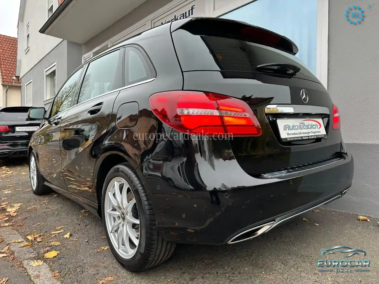 Mercedes-Benz B 200