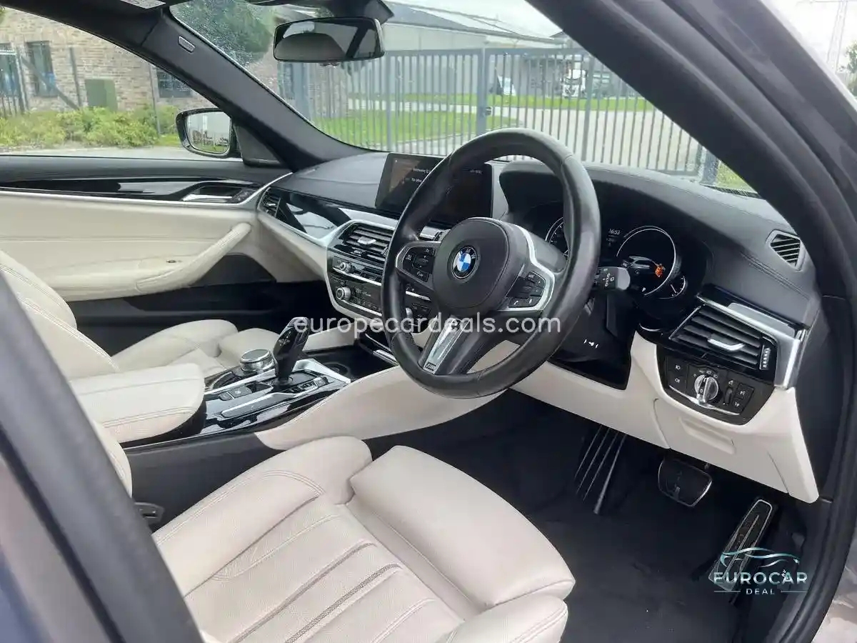 BMW 530