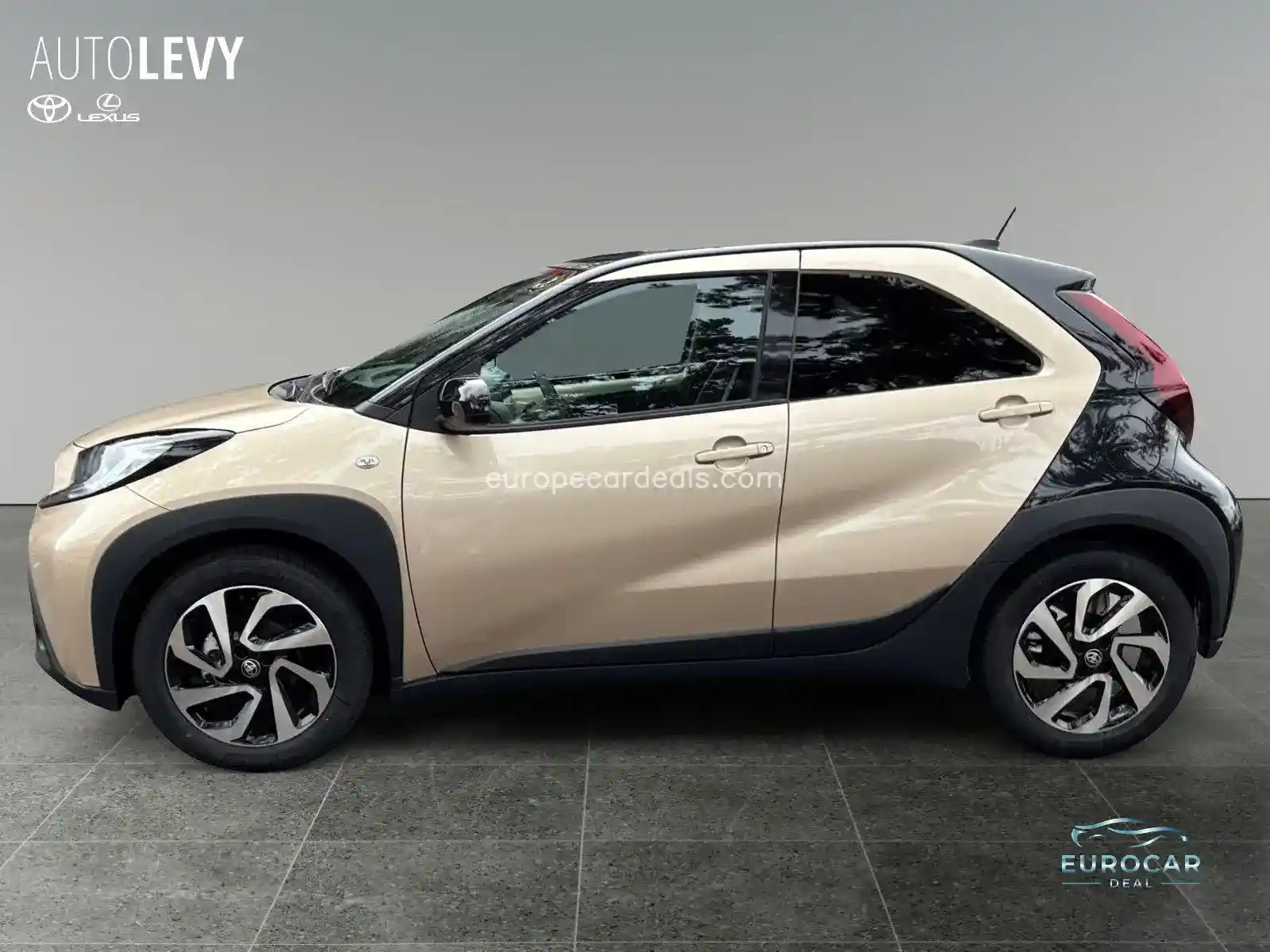 Toyota Aygo (X)