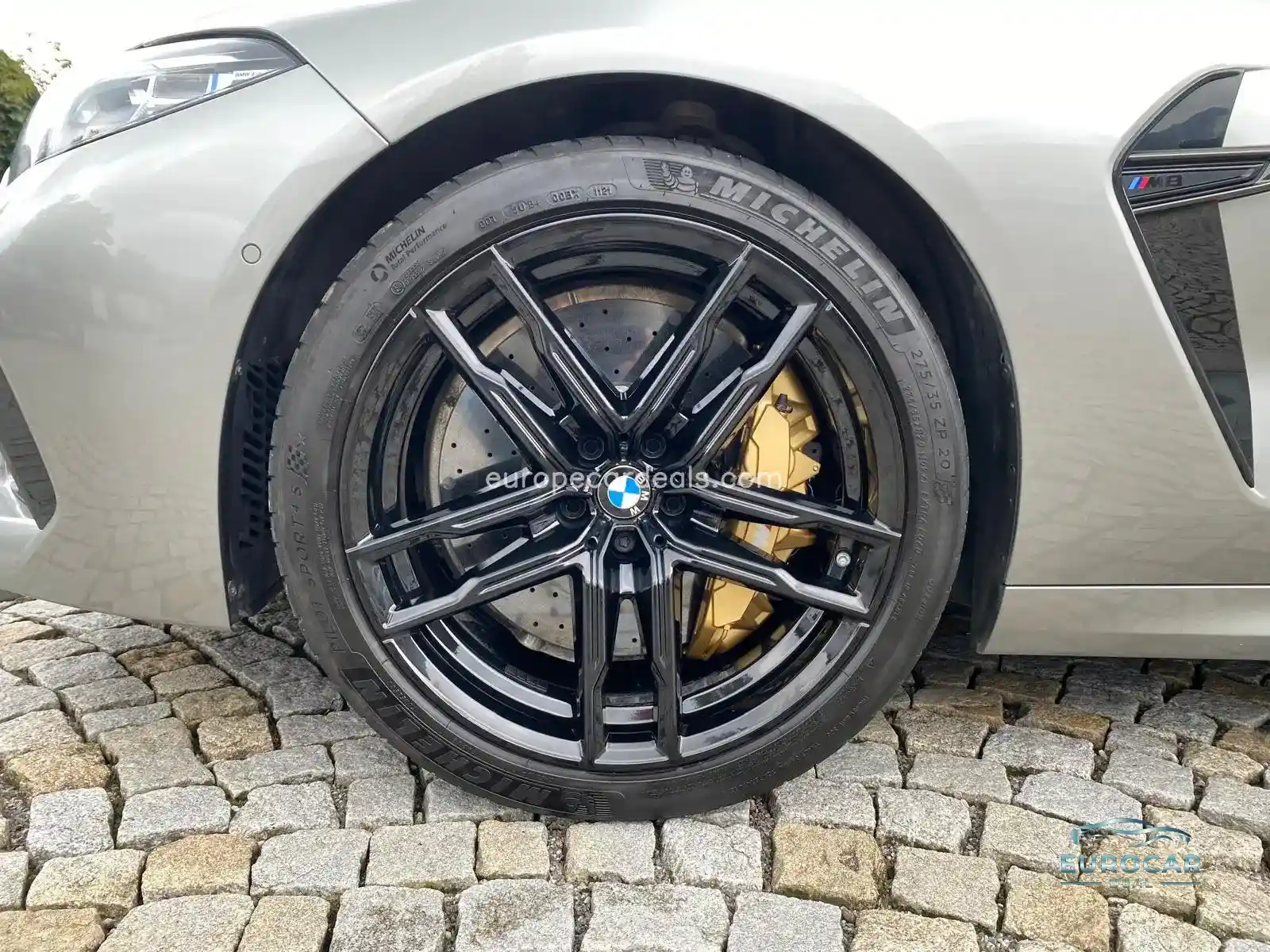 BMW M8
